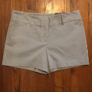 NWT Ann Taylor Shorts Sz 12
